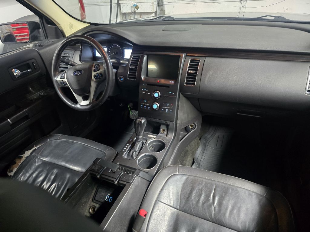 2017 Ford Flex Image 16