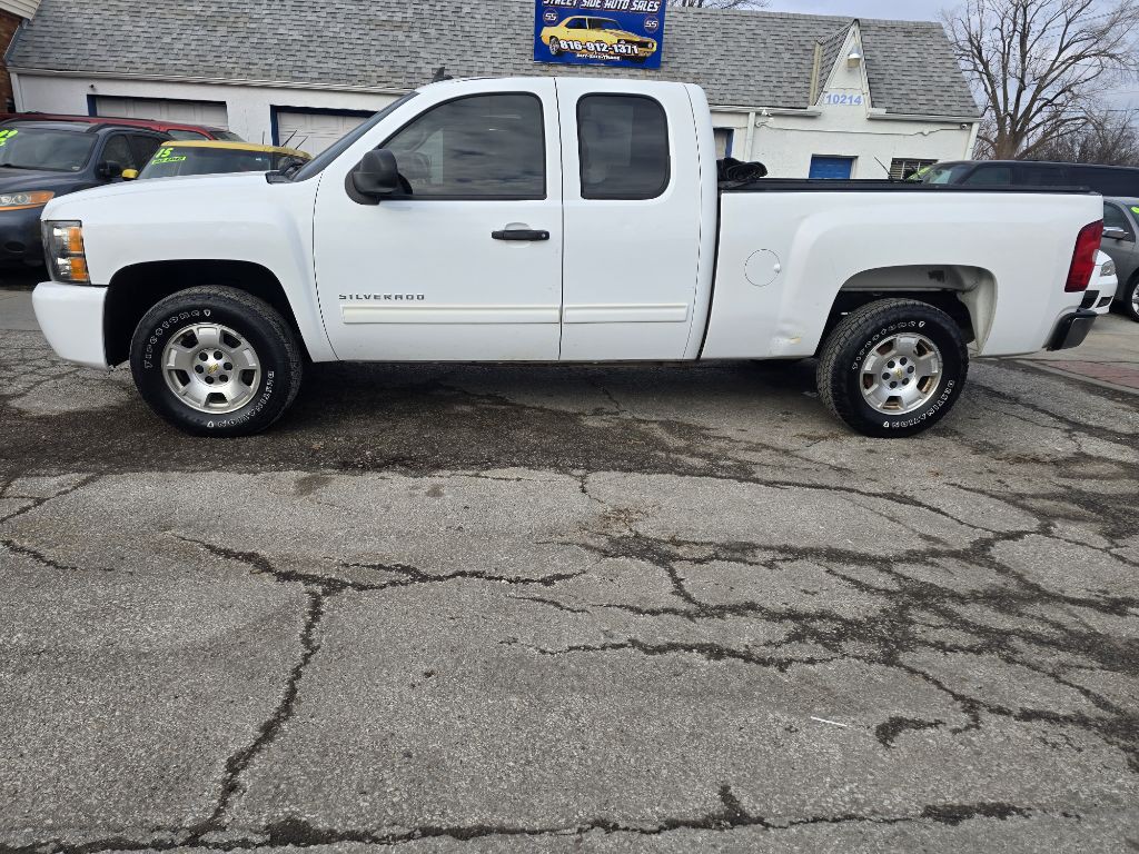 2011 Chevrolet Silverado 1500 Image 4