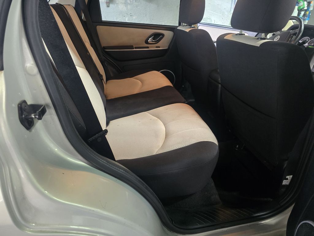 2006 Mercury Mariner Image 14