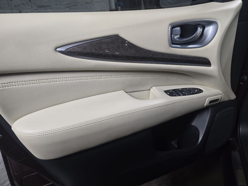 2015 INFINITI QX60 Image 11