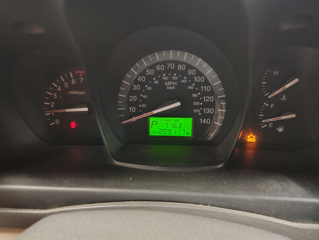 2009 Kia Spectra Image 22