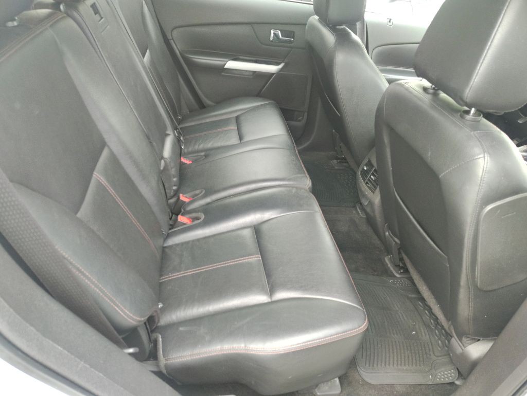 2013 Ford Edge Image 16