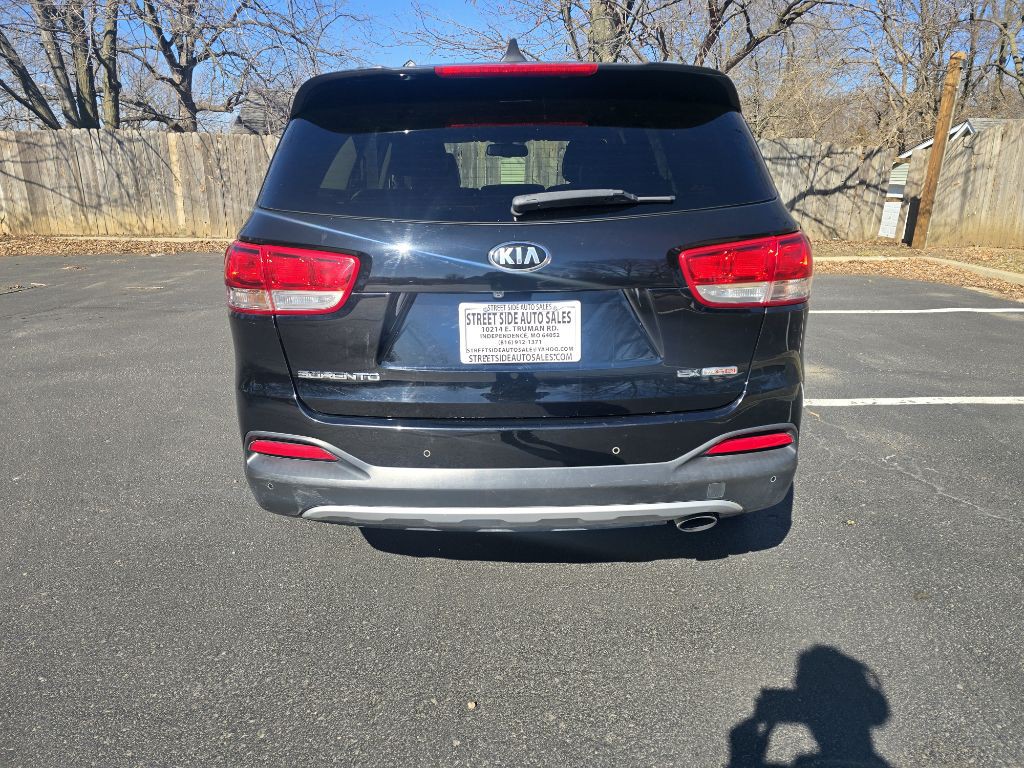 2016 Kia Sorento Image 5