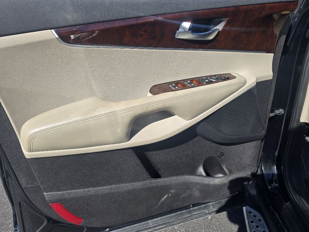 2016 Kia Sorento Image 12