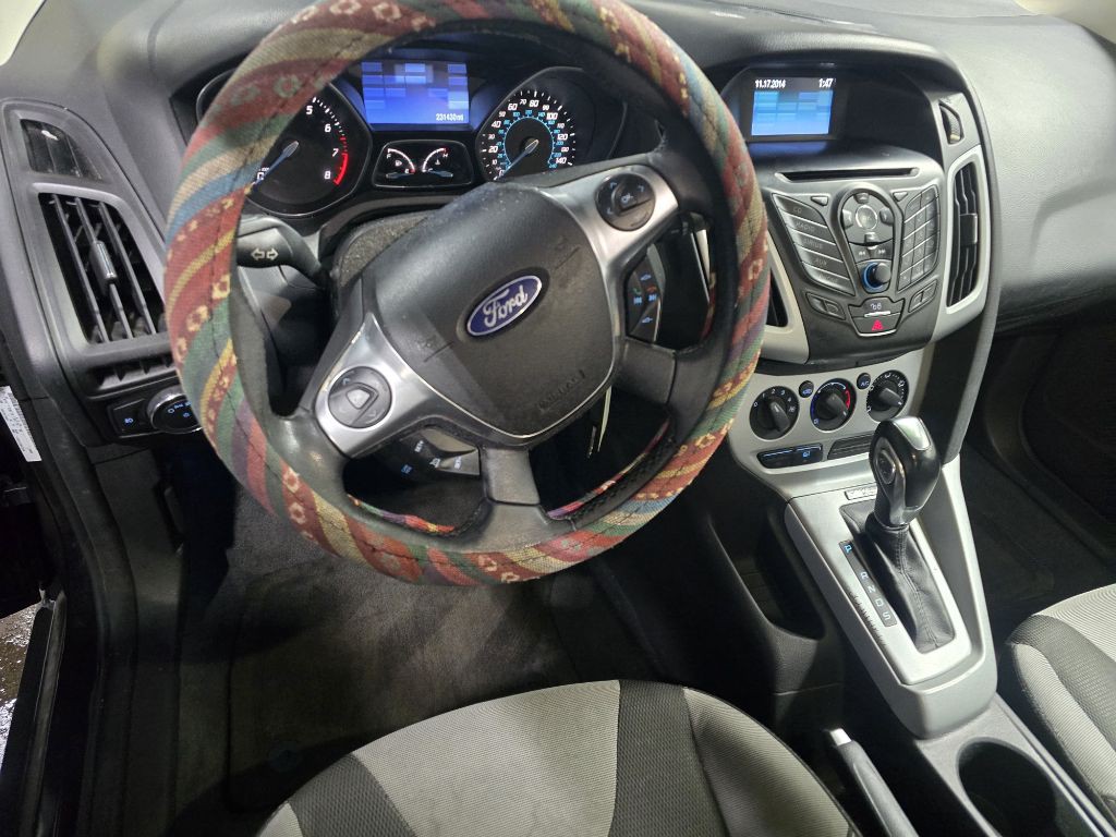 2012 Ford Focus Image 11