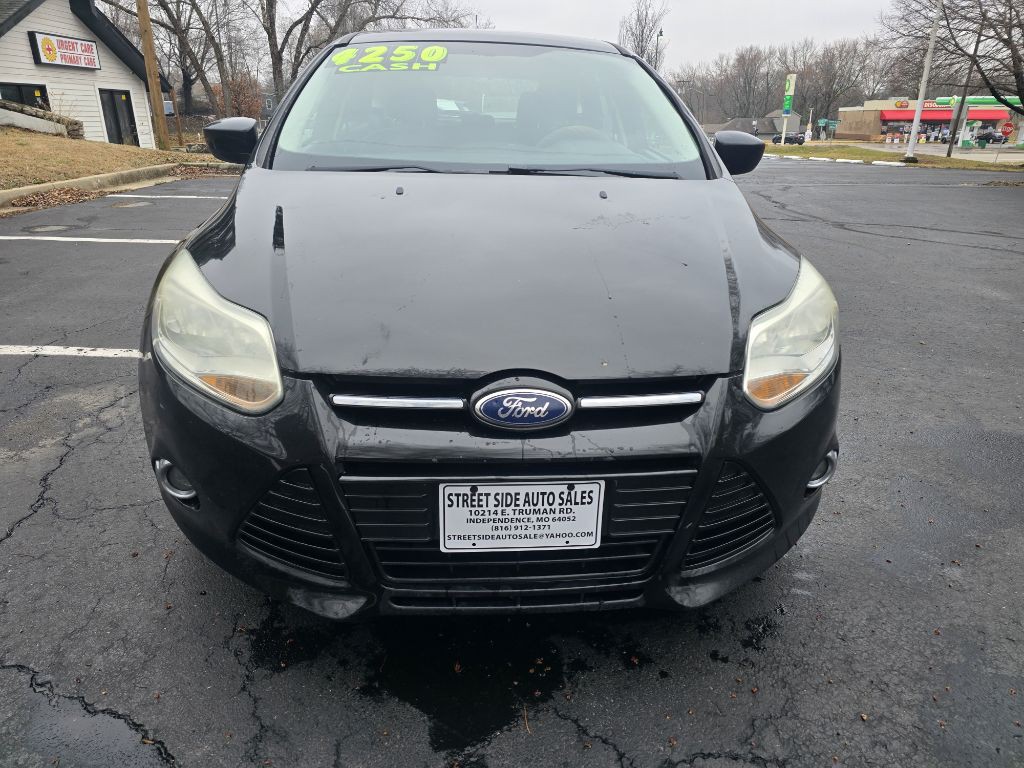 2012 Ford Focus Image 9