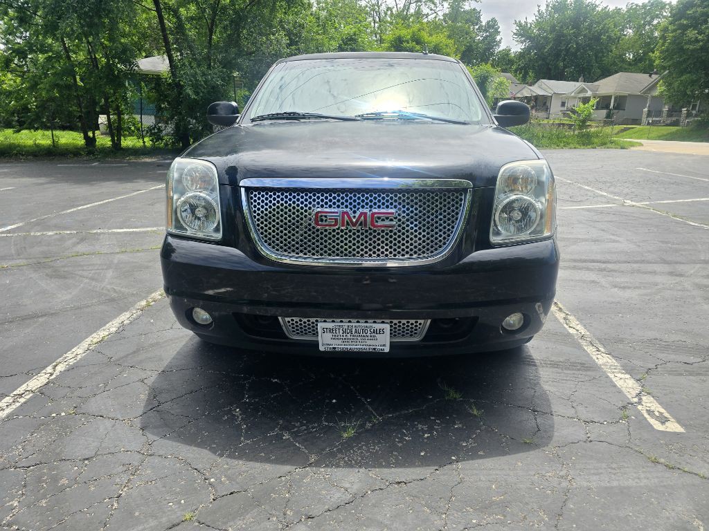 2014 GMC Yukon Image 3