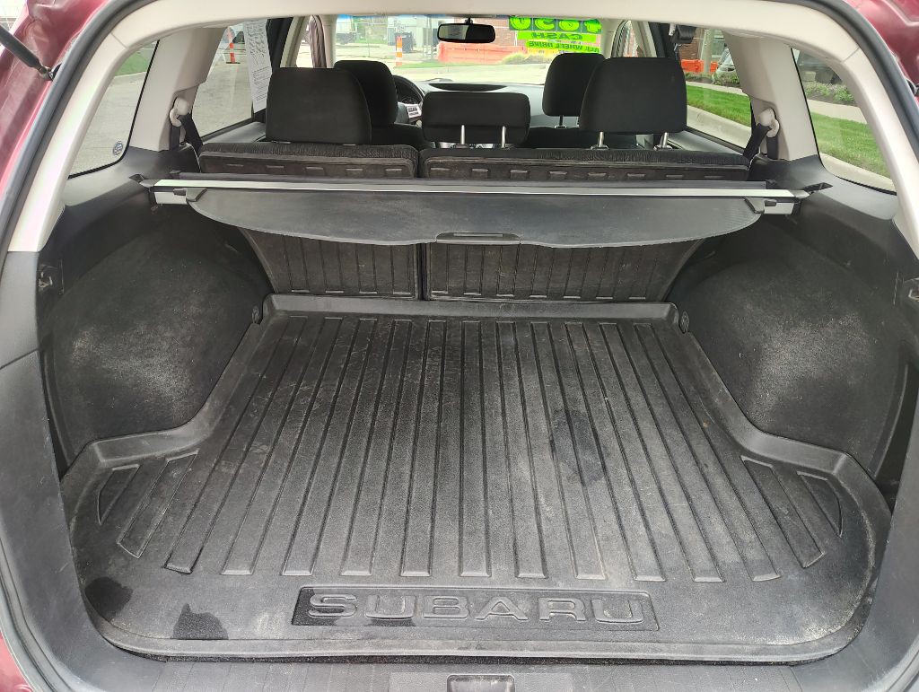 2013 Subaru Outback Image 17