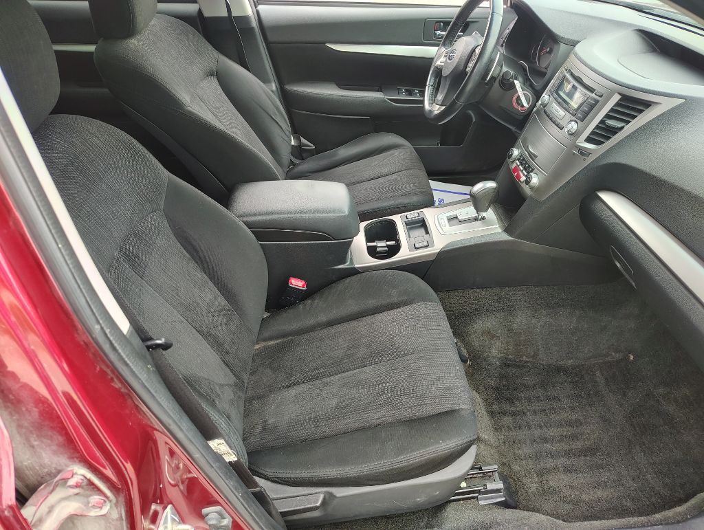 2013 Subaru Outback Image 21