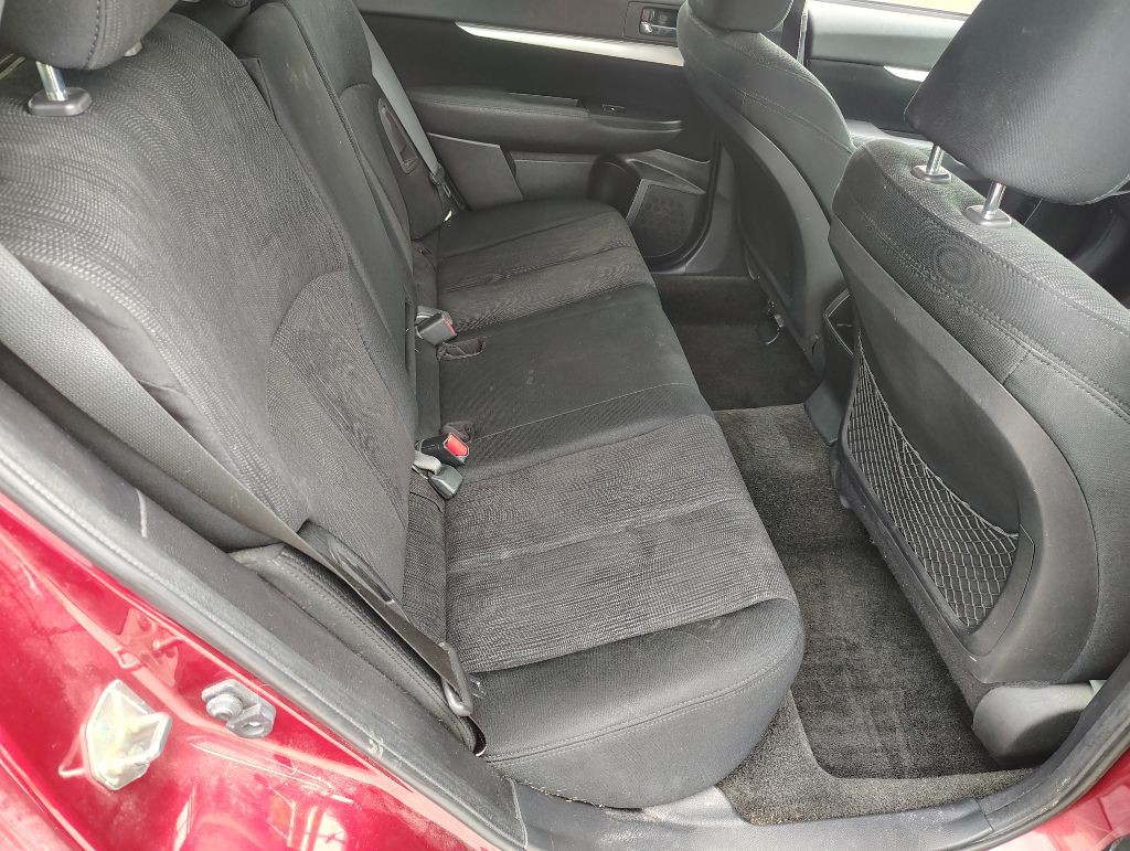 2013 Subaru Outback Image 22
