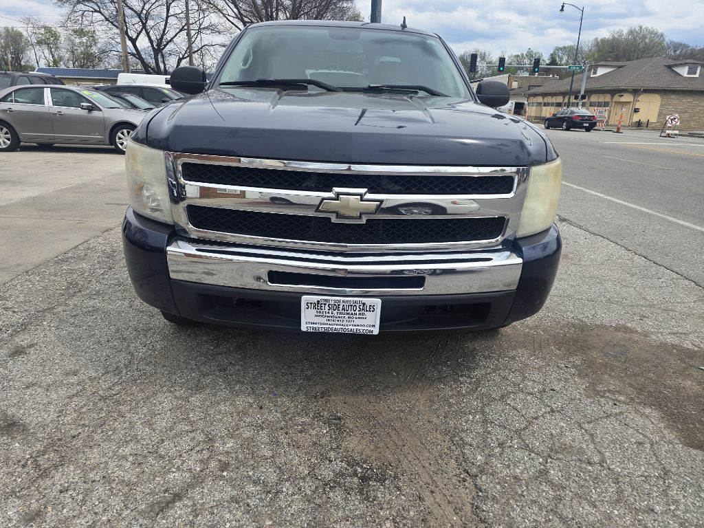 2010 Chevrolet Silverado 1500 Image 3