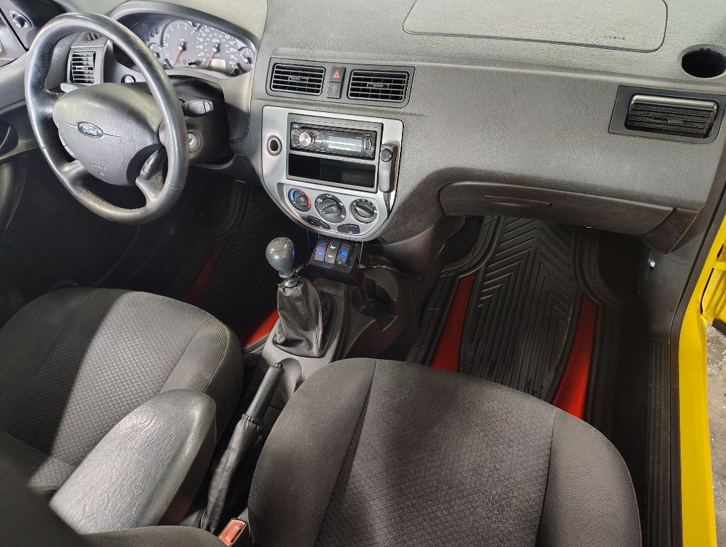 2006 Ford Focus Image 10