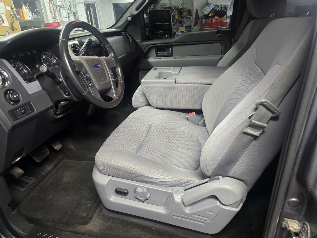 2013 Ford F-150 Image 10