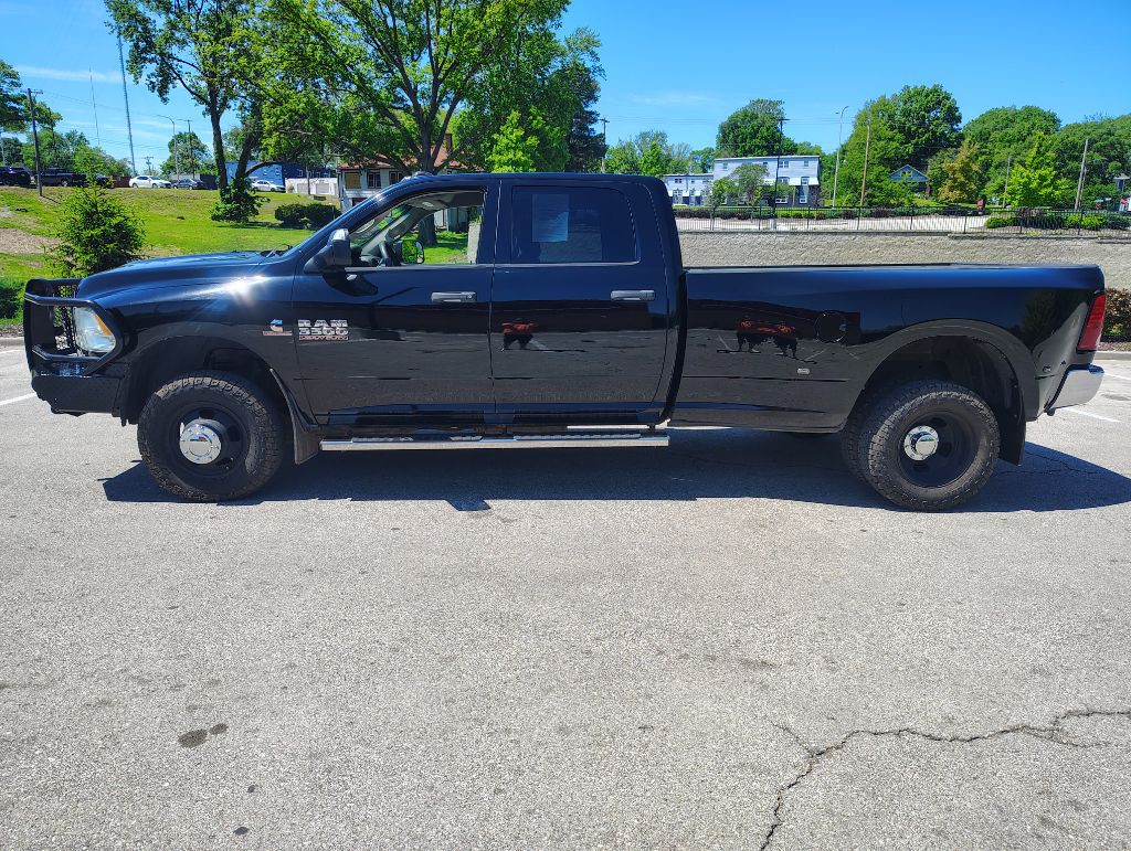 2014 RAM 3500 Image 4