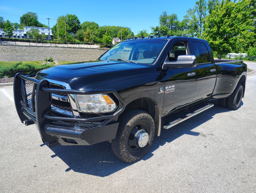 2014 RAM 3500 Image 2