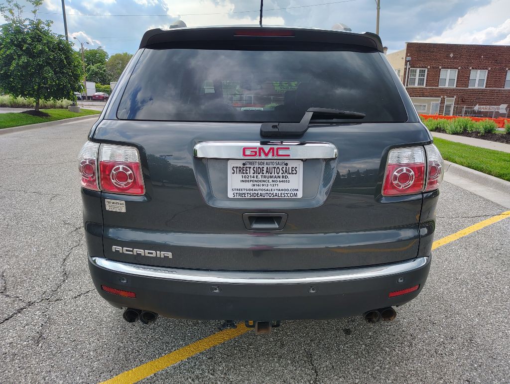 2011 GMC Acadia Image 5