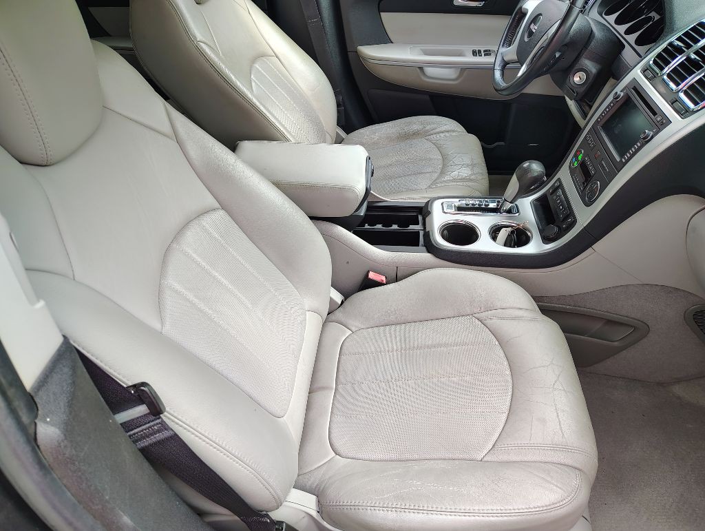 2011 GMC Acadia Image 19