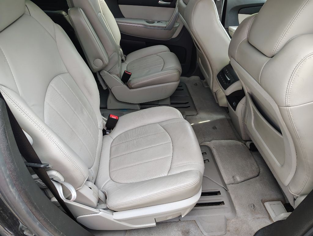2011 GMC Acadia Image 21