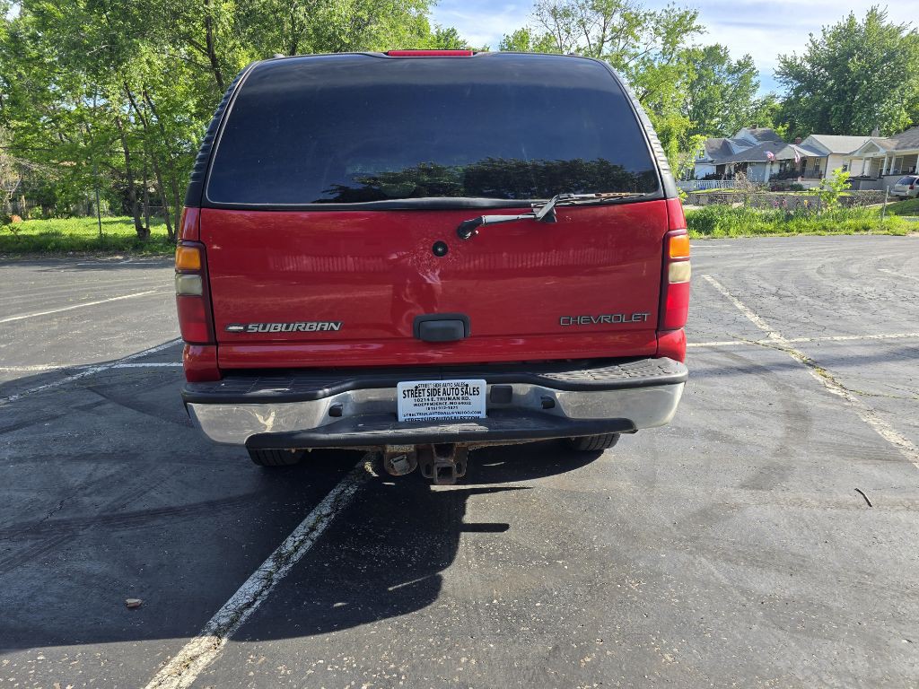 2002 Chevrolet Suburban Image 5