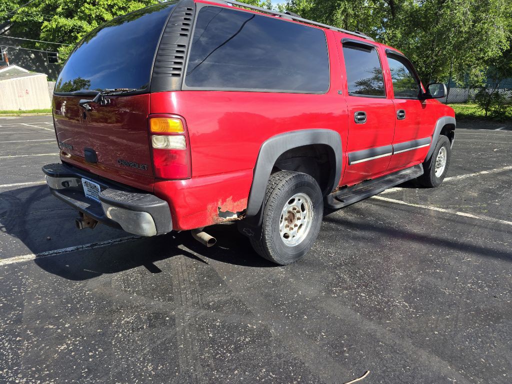 2002 Chevrolet Suburban Image 6