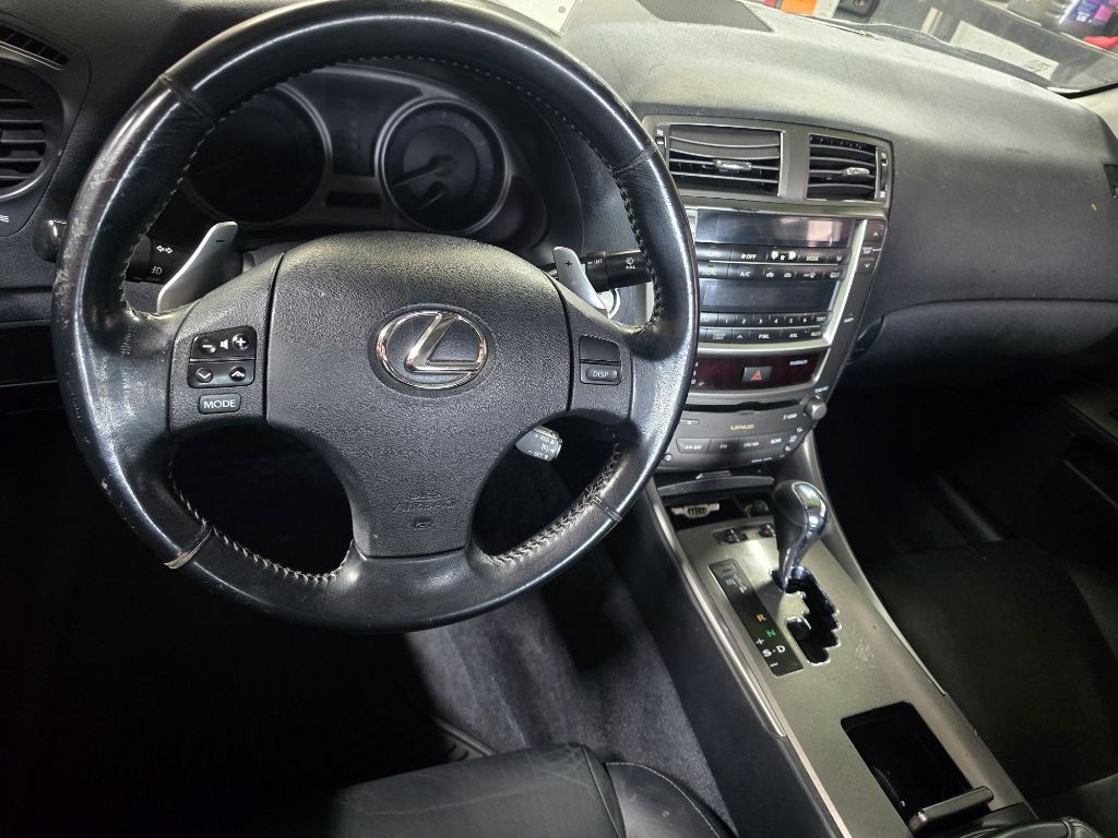 2008 Lexus IS Image 6