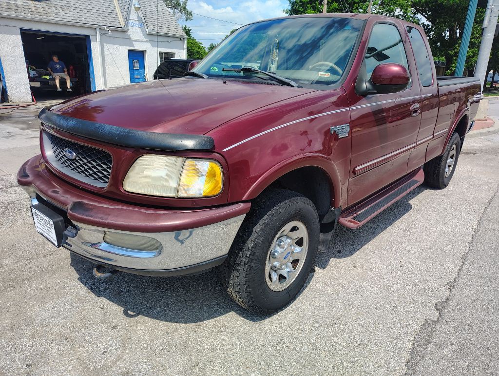 1998 Ford F-250 Image 1