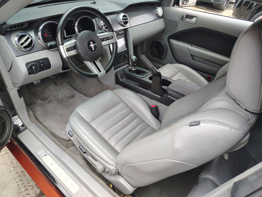 2007 Ford Mustang Image 14