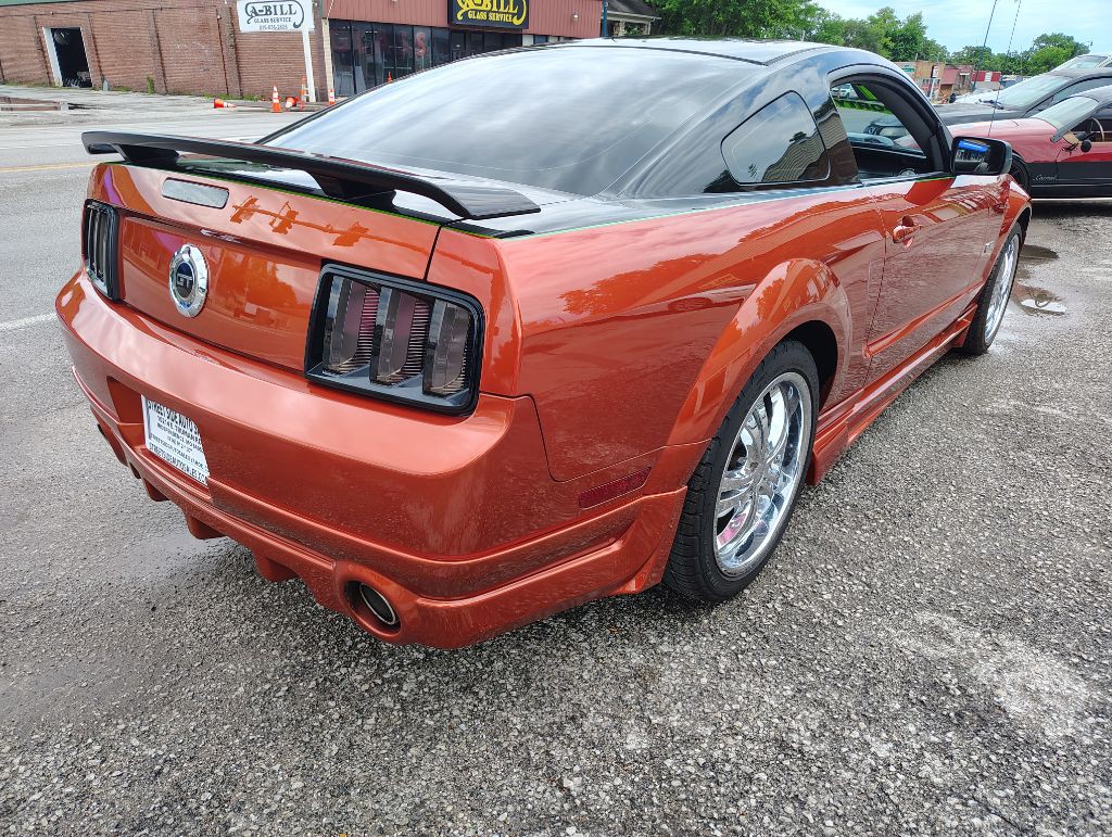 2007 Ford Mustang Image 5