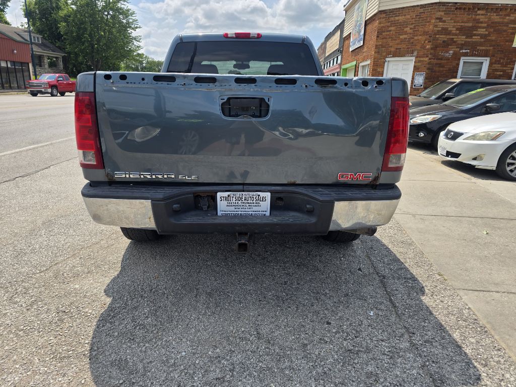 2007 GMC Sierra Image 4