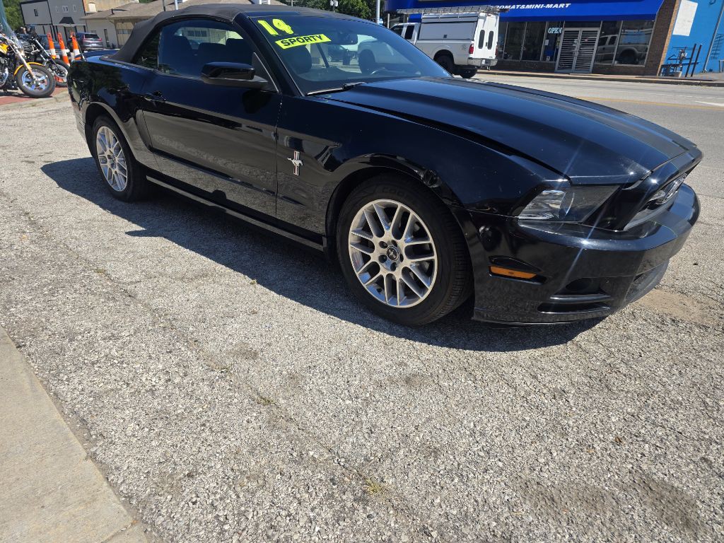 2014 Ford Mustang Image 1