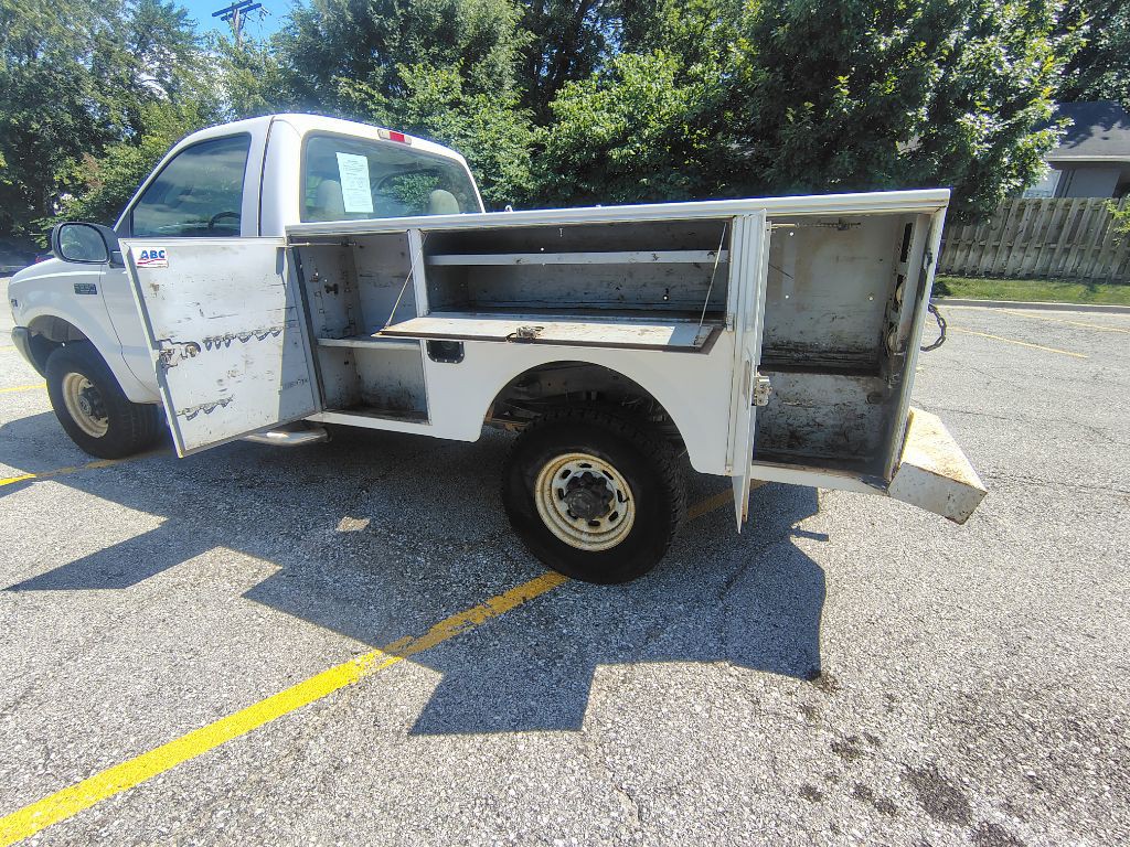 2003 Ford F-350 Image 9