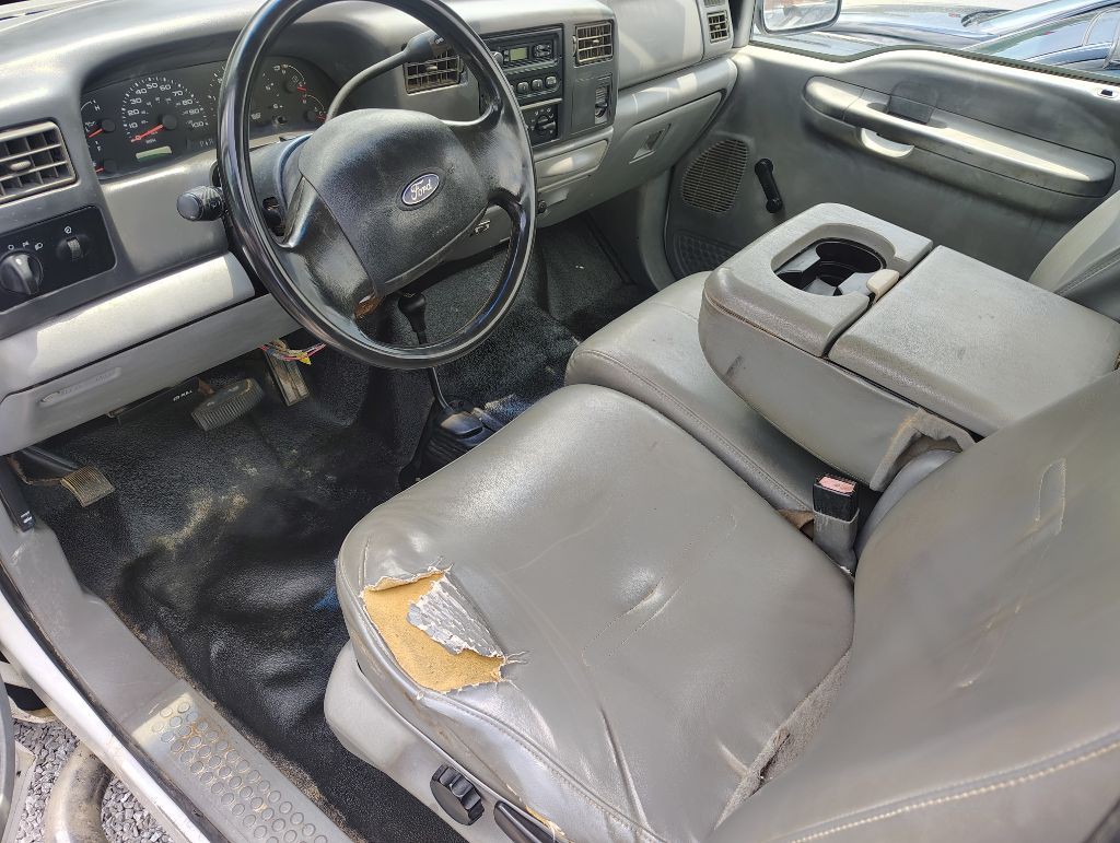 2003 Ford F-350 Image 15