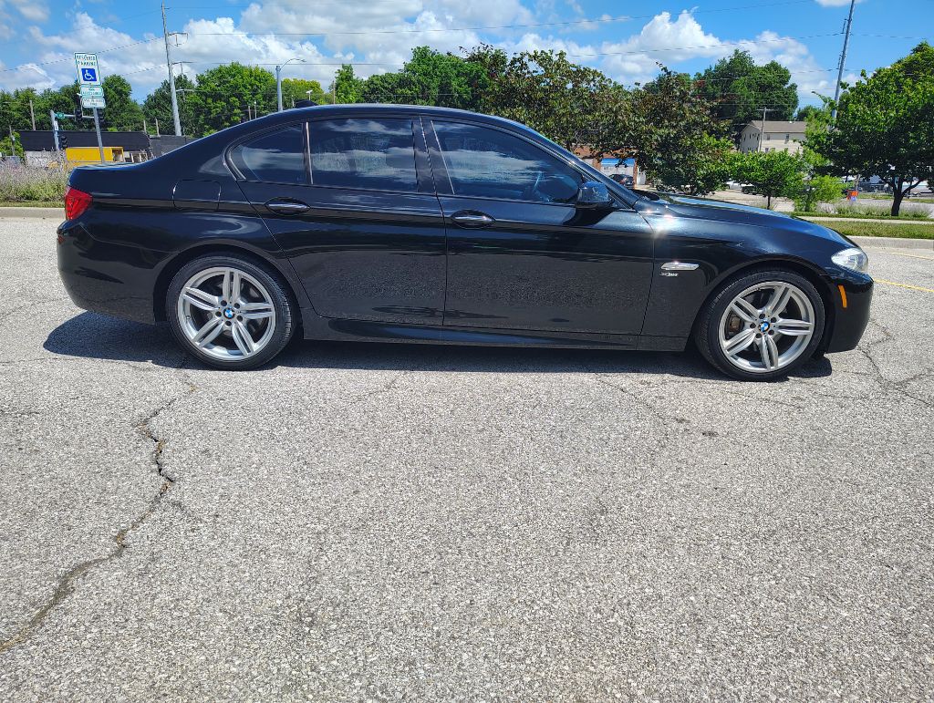 2011 BMW 5 Series Image 5