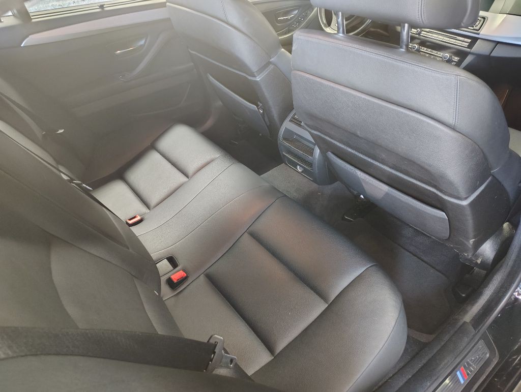 2011 BMW 5 Series Image 16