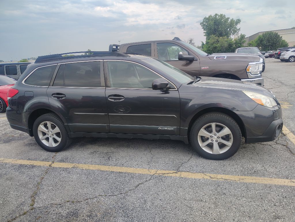 2013 Subaru Outback Image 3