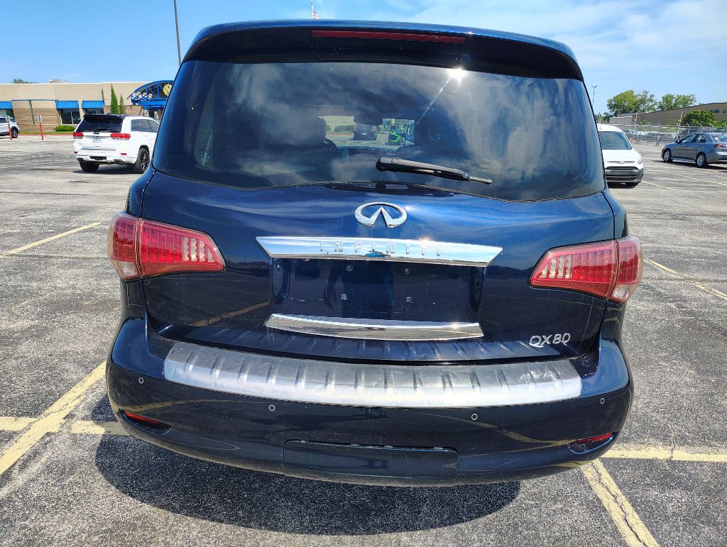2015 INFINITI QX80 Image 7