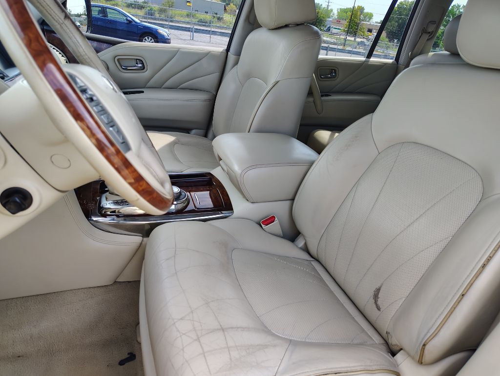 2015 INFINITI QX80 Image 13