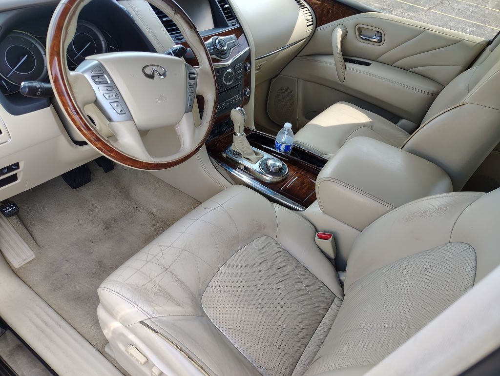 2015 INFINITI QX80 Image 14