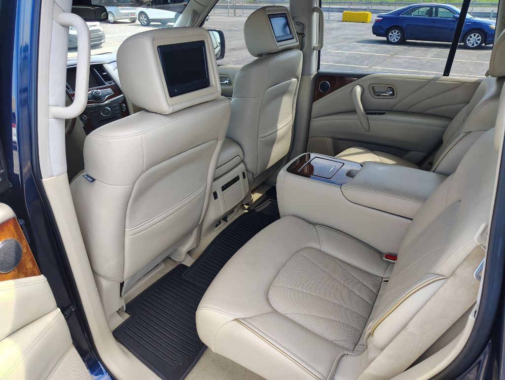 2015 INFINITI QX80 Image 15