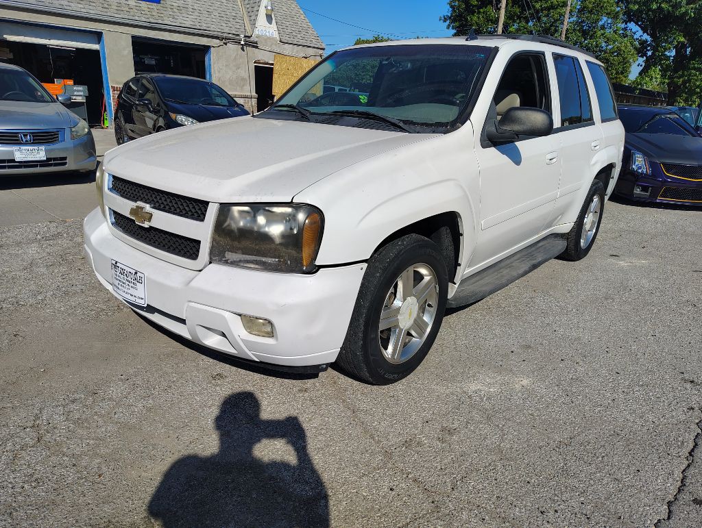 2008 Chevrolet Trailblazer Image 1