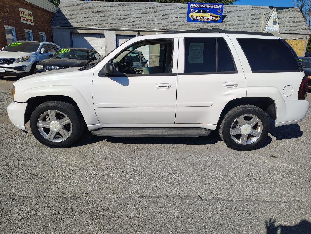 2008 Chevrolet Trailblazer Image 3