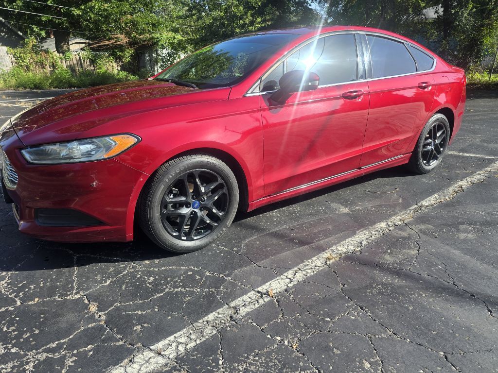 2016 Ford Fusion Image 1