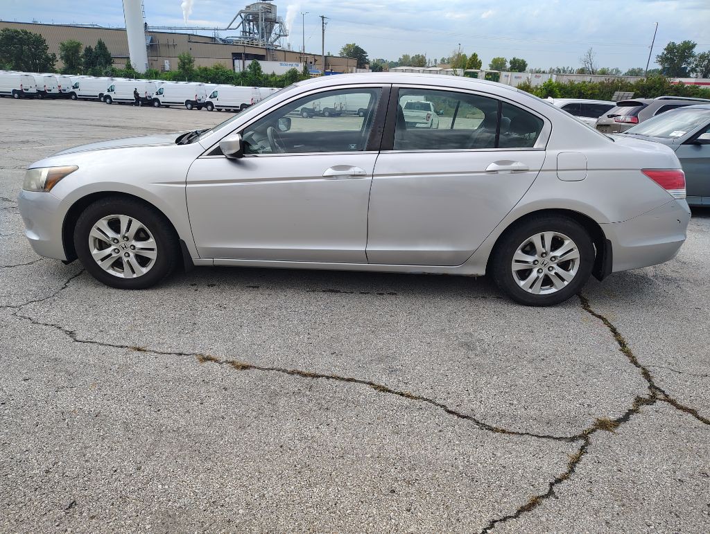 2010 Honda Accord Image 1