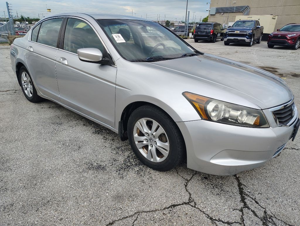 2010 Honda Accord Image 2