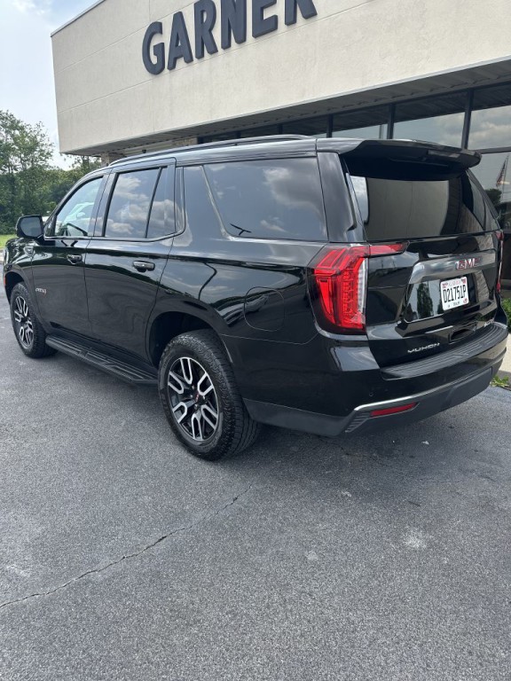 2024 GMC Yukon Image 3