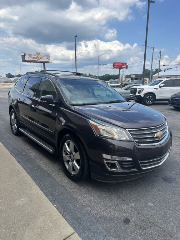 2015 Chevrolet Traverse Image 2