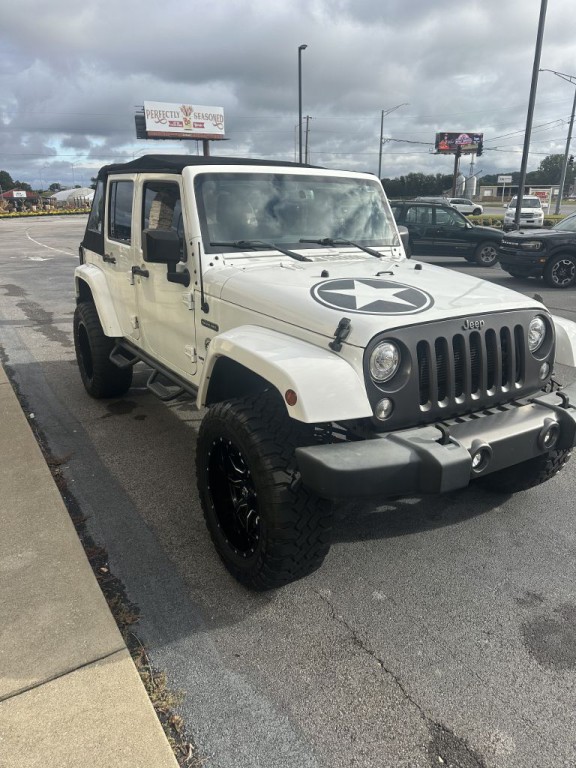2017 Jeep Wrangler Unlimited Image 2