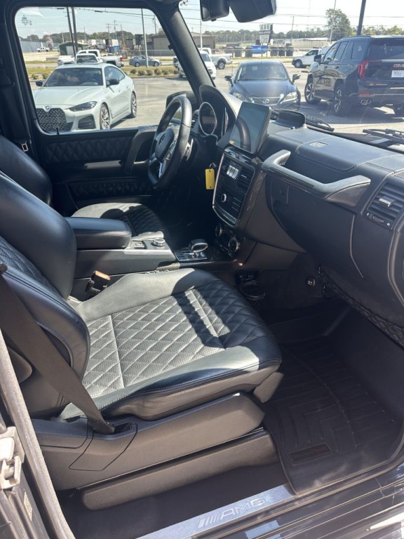2017 Mercedes-Benz G-Class Image 6