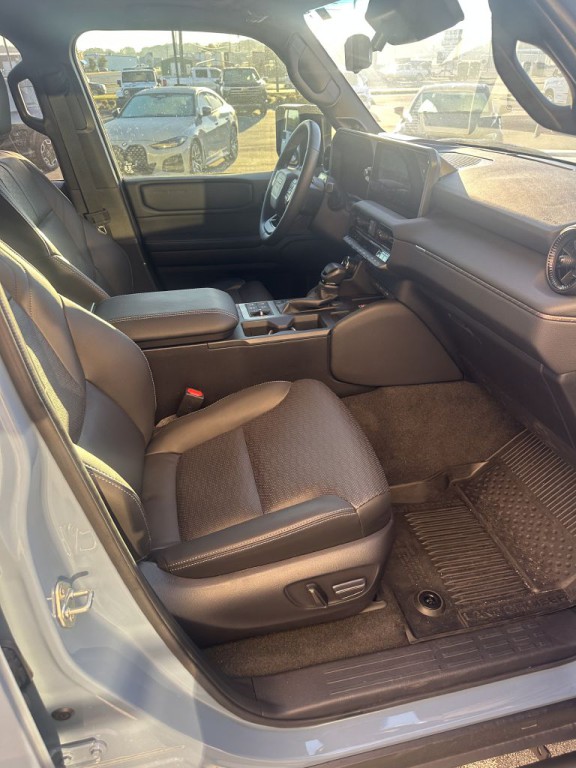 2024 Toyota Land Cruiser Image 6