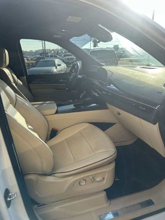 2023 Cadillac Escalade Image 6
